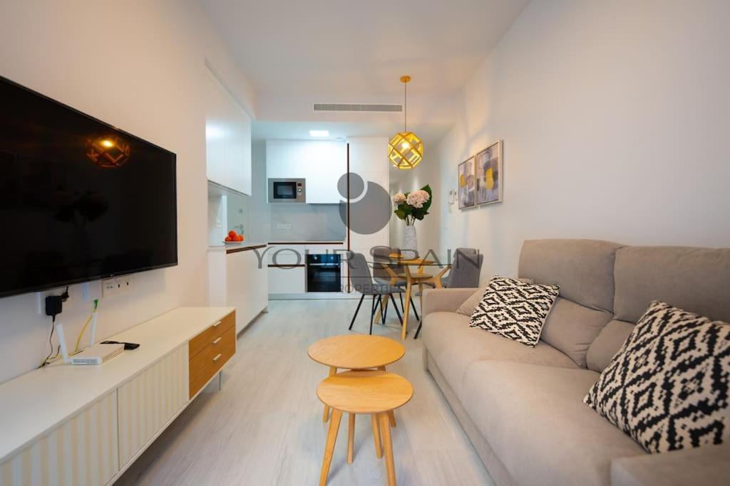 Your Spain R17 2B Torrevieja Bagian luar foto
