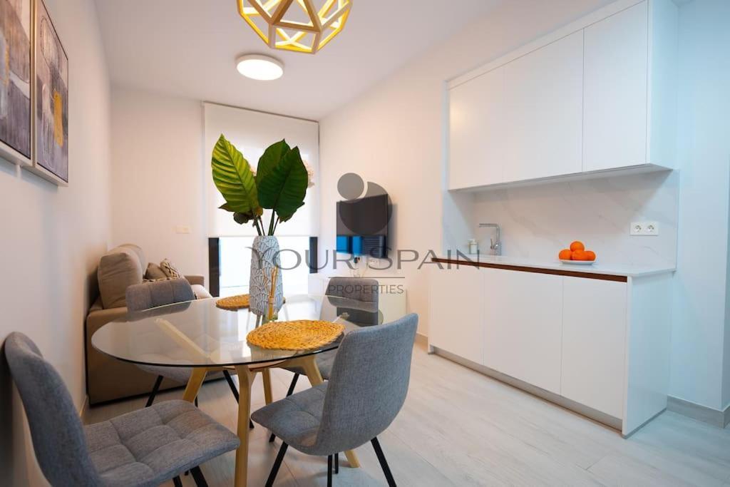 Your Spain R17 2B Torrevieja Bagian luar foto