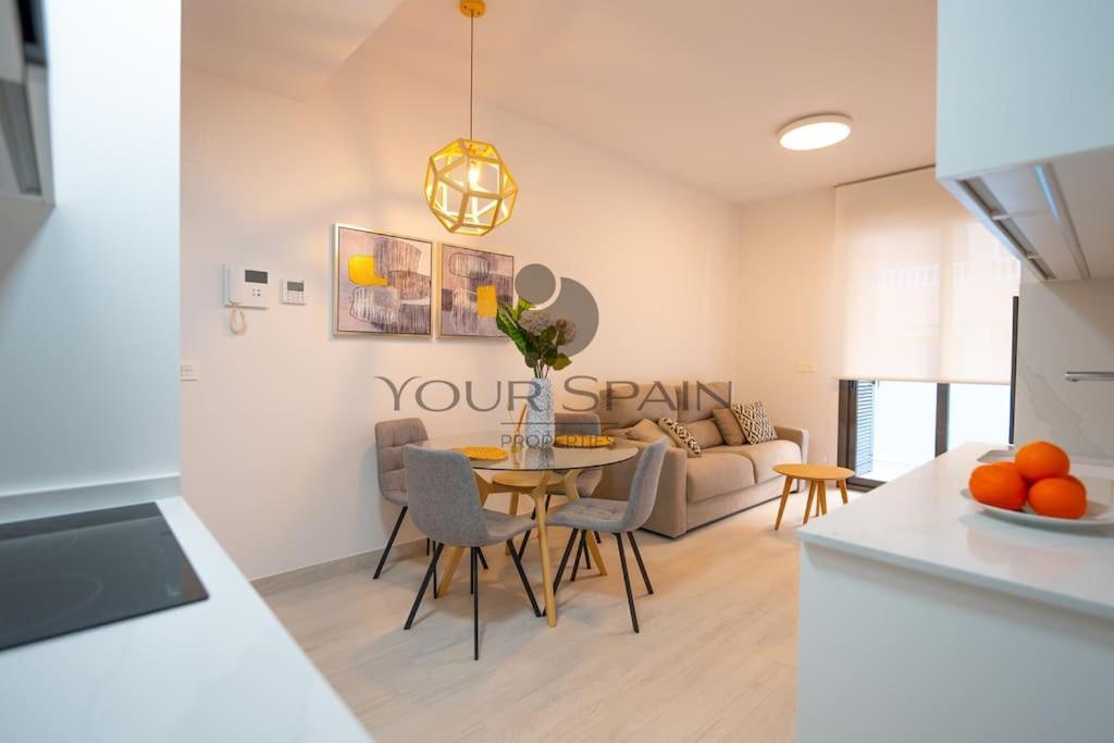 Your Spain R17 2B Torrevieja Bagian luar foto